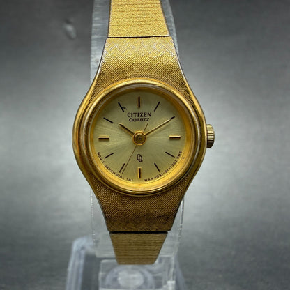 Citizen CQ Watch Women 19mm Champagne Dial Gold Tone Round 4031-S02295 New Batt0