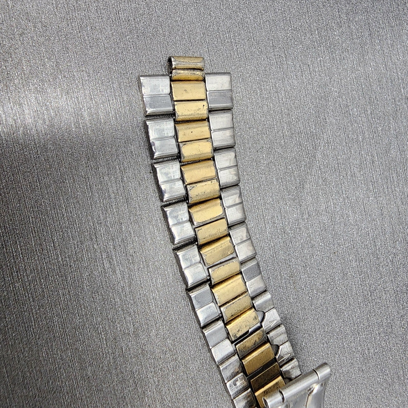 VTG Seiko Watch Bracelet 19mm Two Tone Gold&Silver Tri Folding Claps8