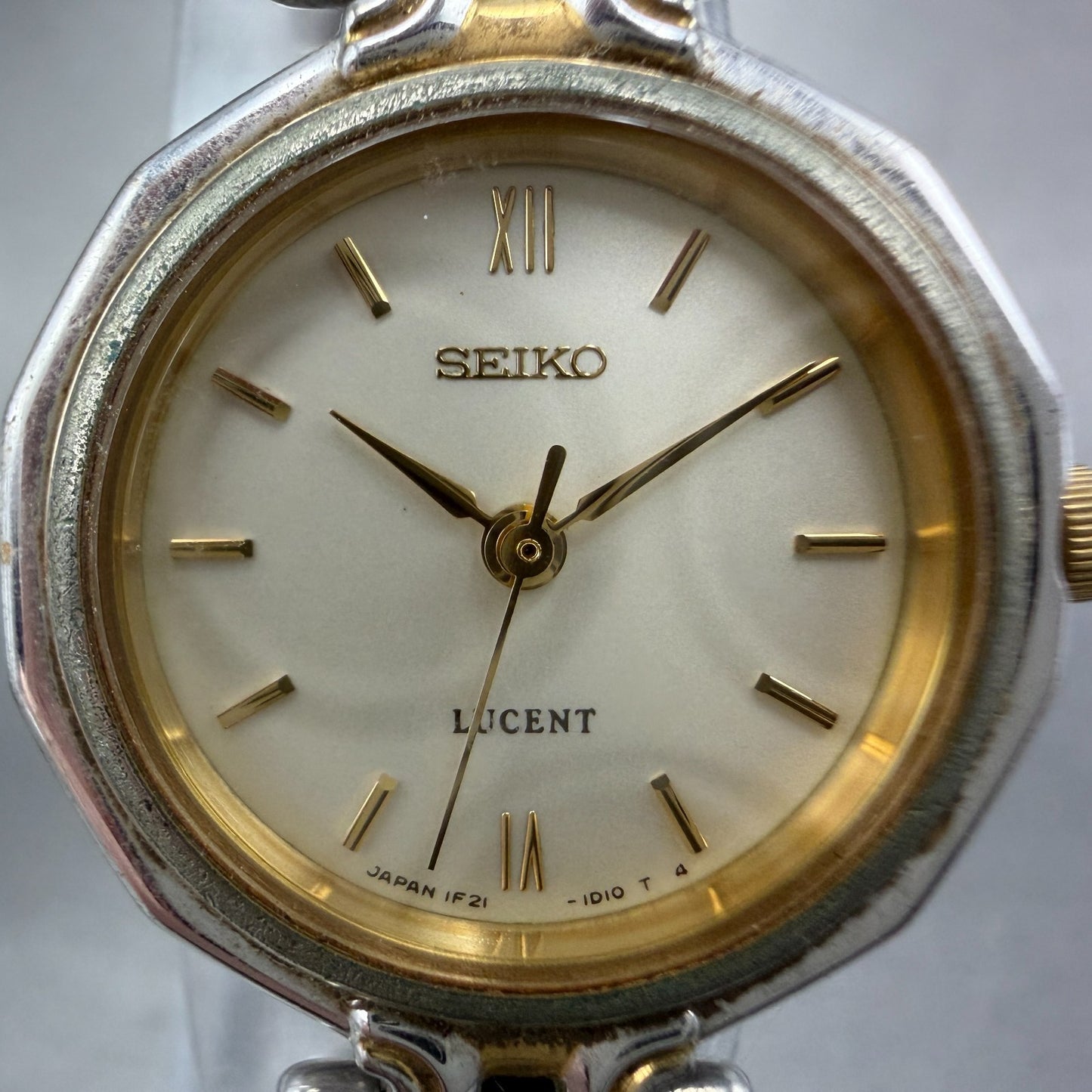 Seiko Lucent Watch Women 23mm Champagne Dial Two Tone 1F21-0J60 New Battery1