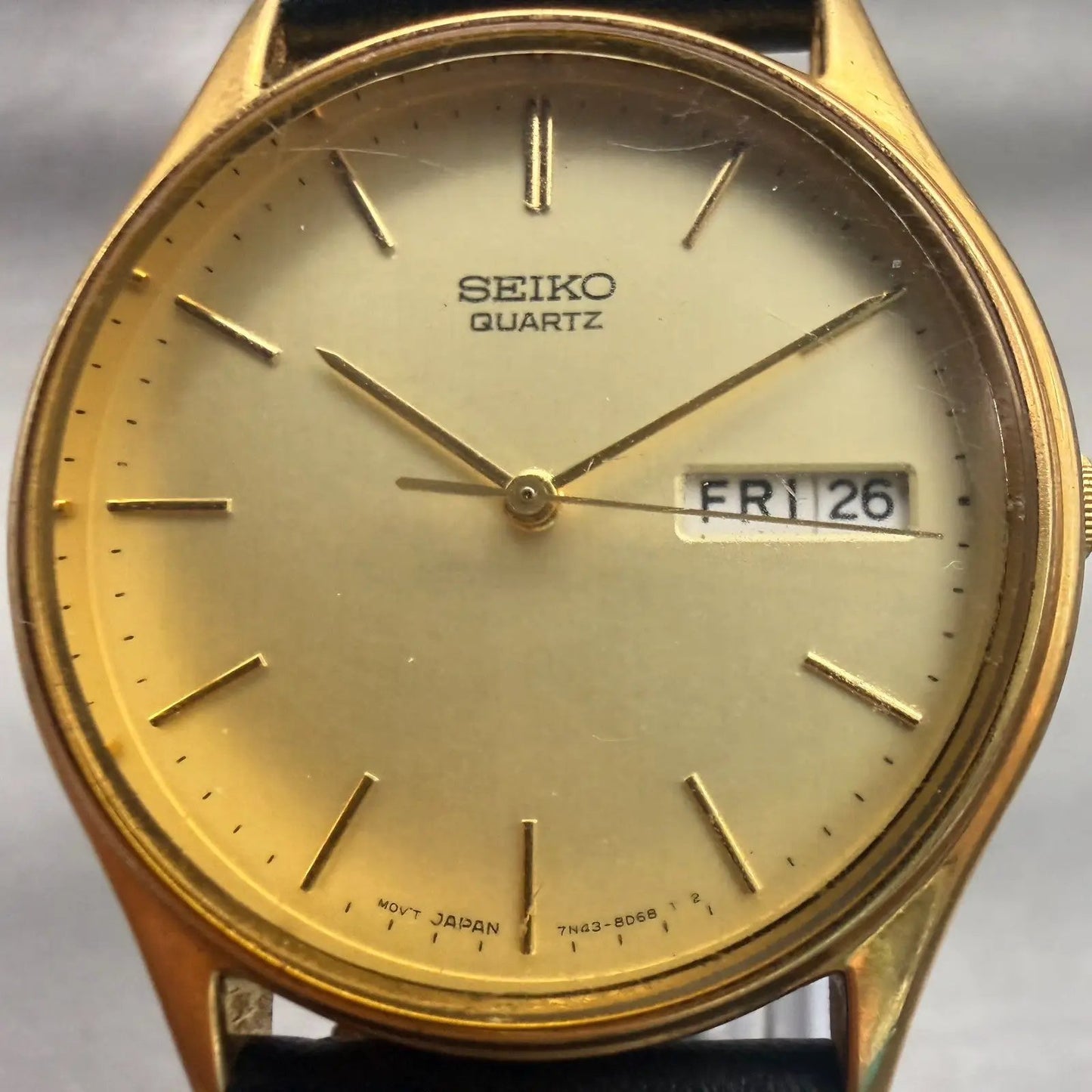 Seiko Watch Men 34mm Champagne Dial Gold Tone Daydate Round 7N43-8A89 New Batt1