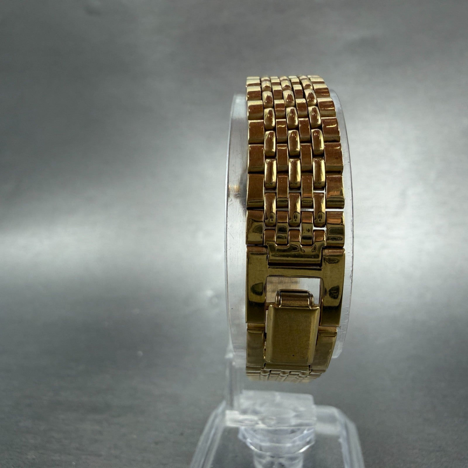 Seiko Watch Women 18mm Black Dial Gold Tone Oval V401-5109 New Battery Vintage7