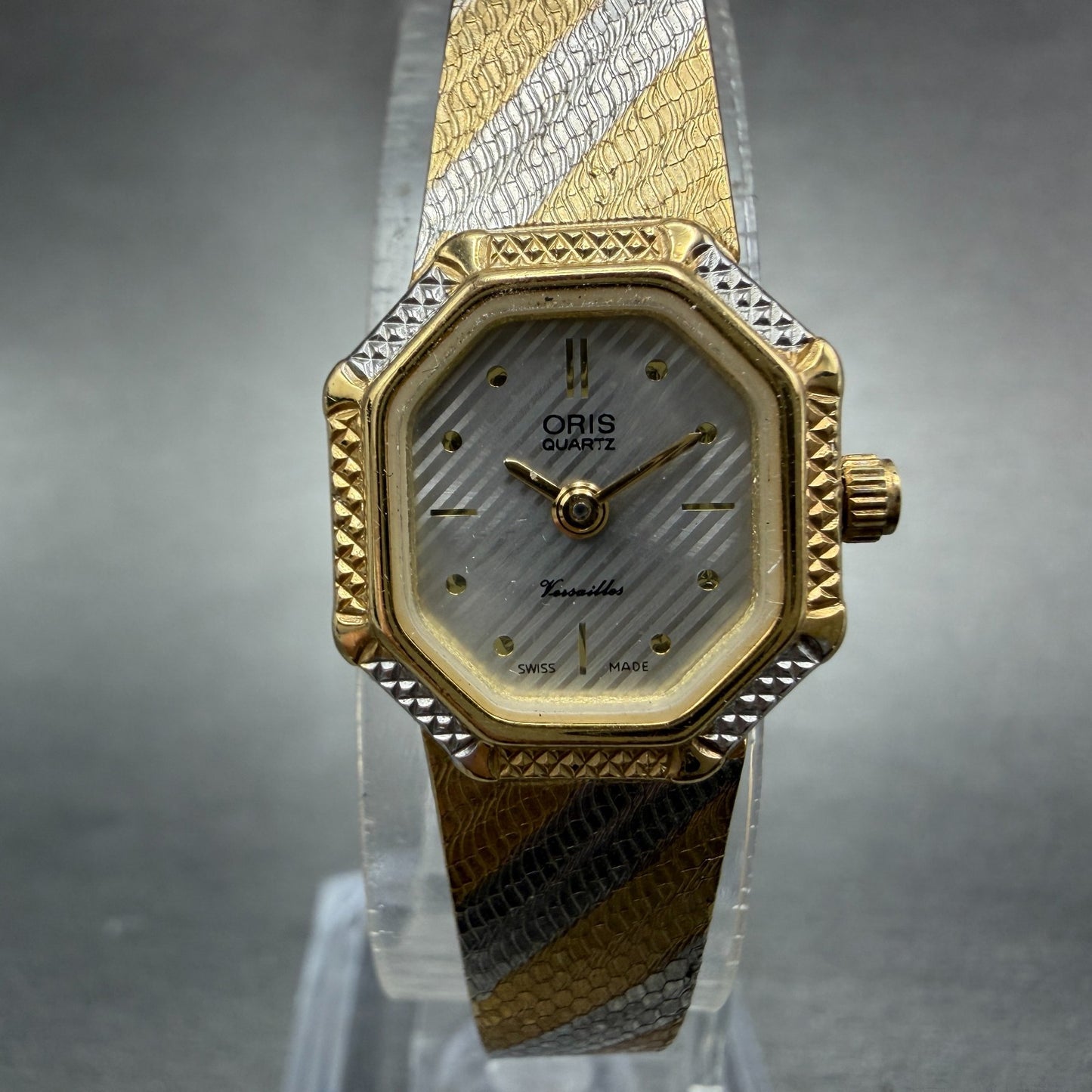 Oris Versailles Watch Women 17mm Silver Dial Two Tone Octagon 7138 New Battery0