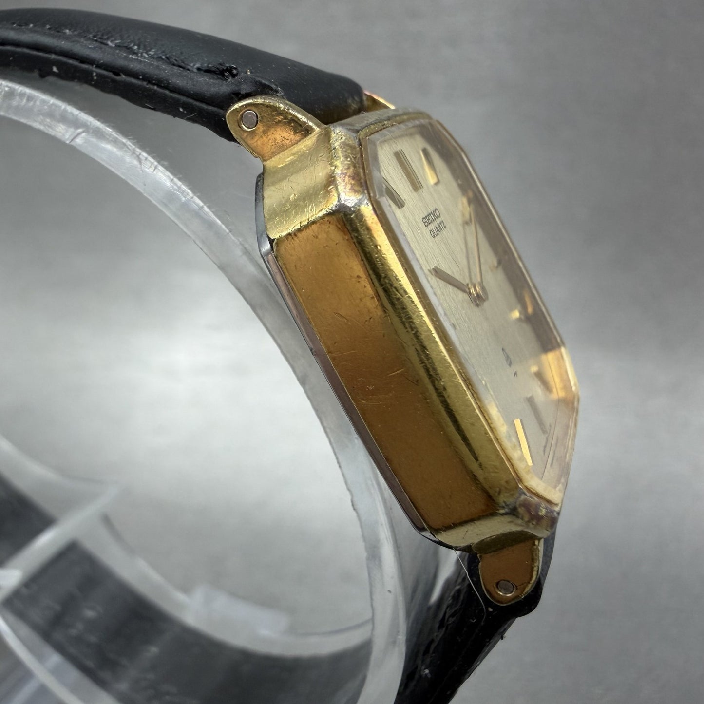 Seiko Tank Watch Women 22mm Champagne Dial Gold Tone 166030 New Battery3