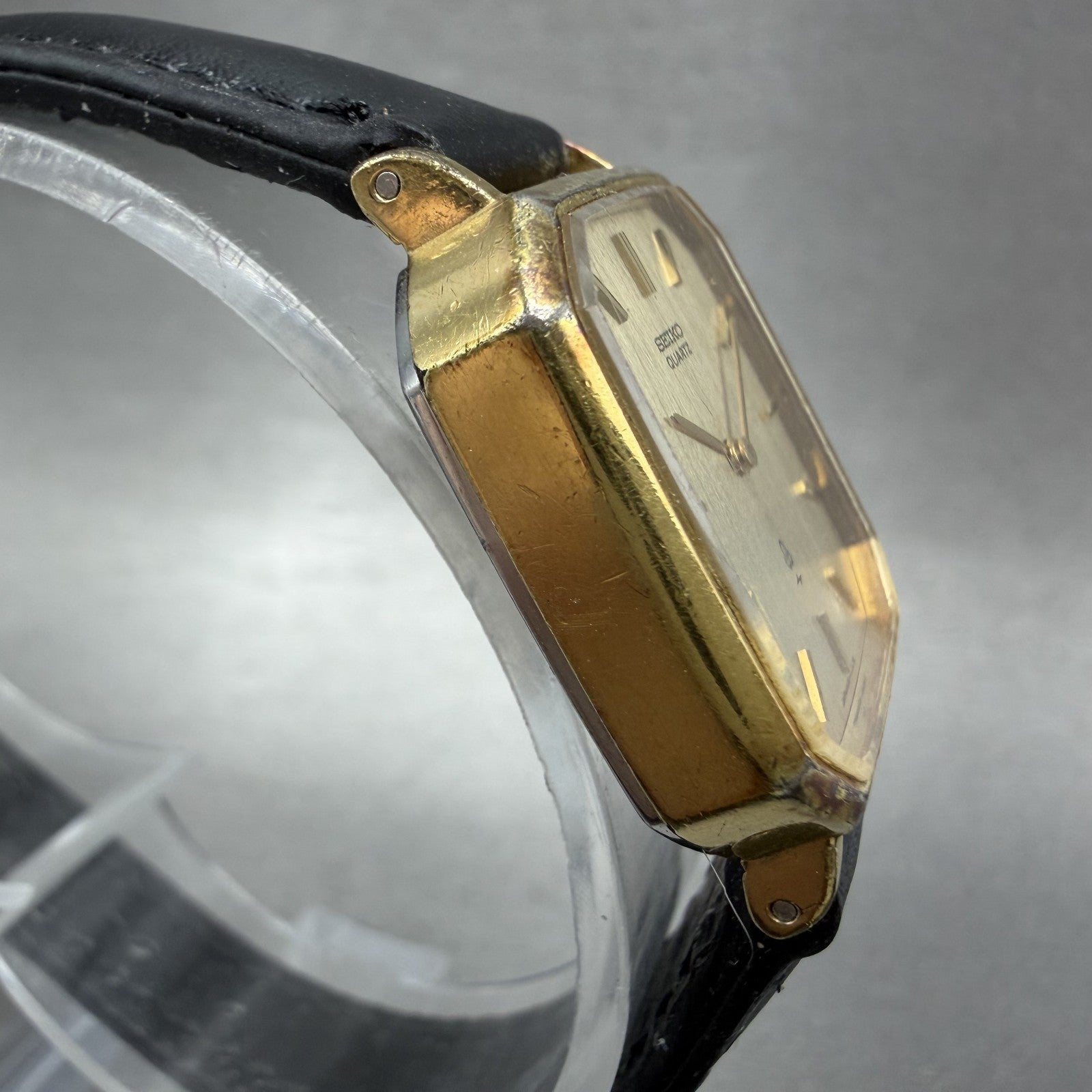 Seiko Tank Watch Women 22mm Champagne Dial Gold Tone 166030 New Battery3