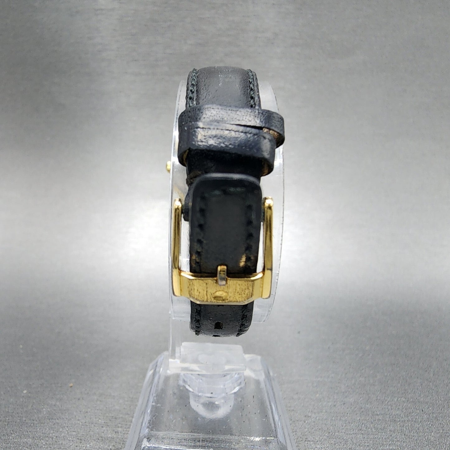 Movado Museum Watch Women 24mm Black Dial Gold Tone Round 88.66.820.N New Batt7
