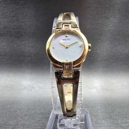 Seiko Watch Women 20mm MOP Dial Gold Tone Round 1N00-0GN0 New Battery VTG JP535