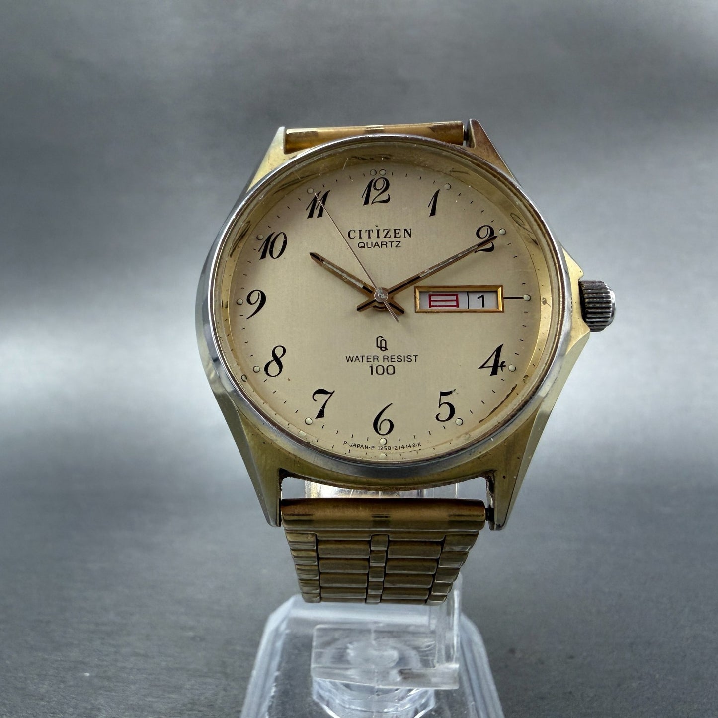 Citizen CQ Watch Men 36mm Champagne Dial Gold Tone Daydate 4-212088 PARTS VTG6