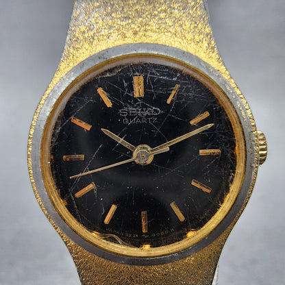 Seiko Watch Women 20mm Black Dial Gold Tone Round 8Y210020 New Battery1