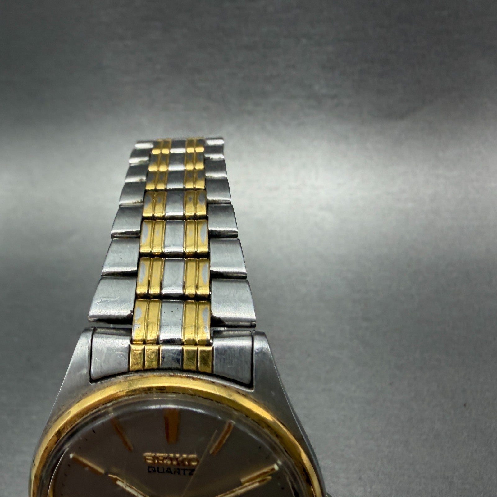 Seiko Watch Men 35mm Silver Dial Two Tone Date Round 7N42-8A39 New Battery VTG4