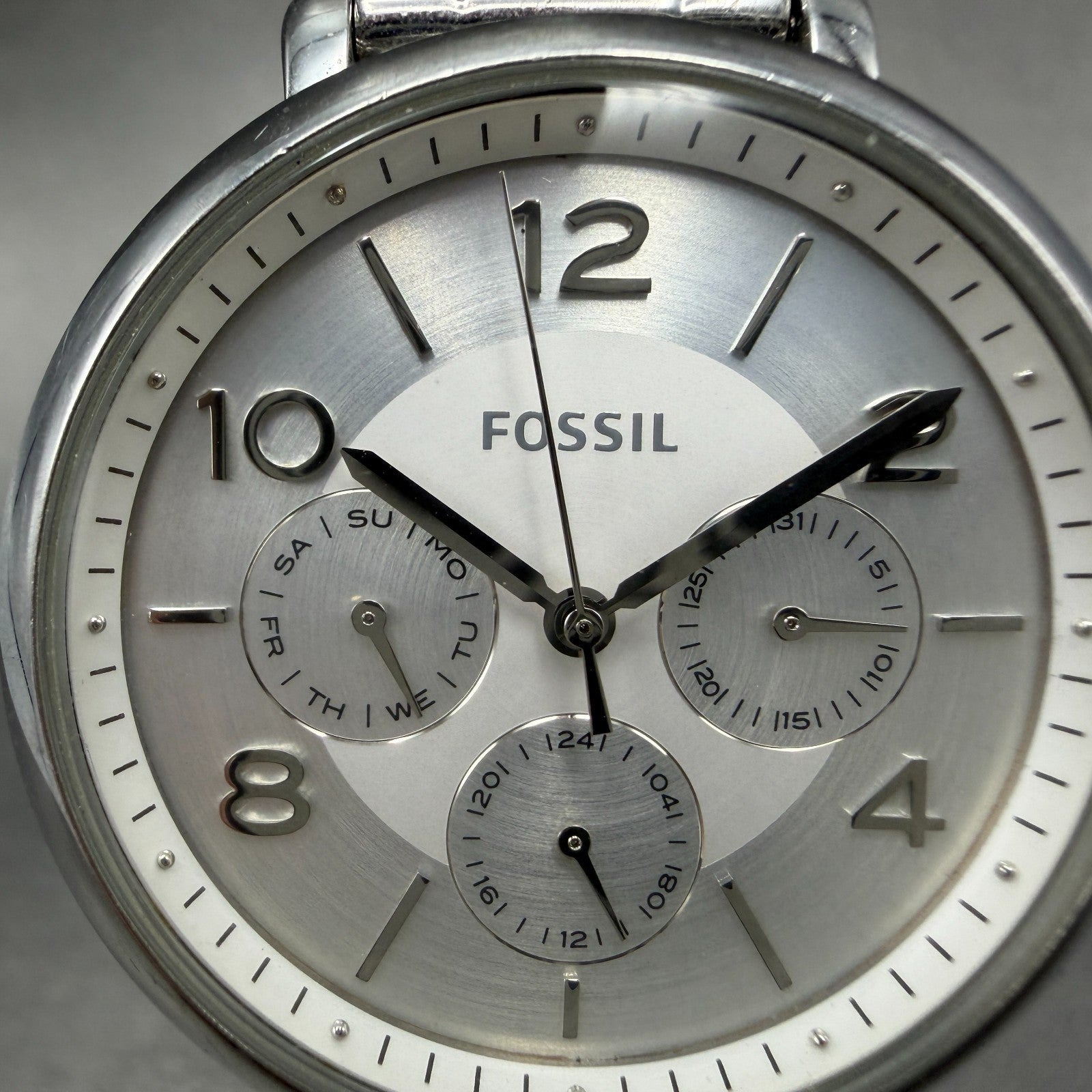 Fossil Jacqueline Watch Women 36mm Silver Dial Silver Tone Daydate Round New Bat1