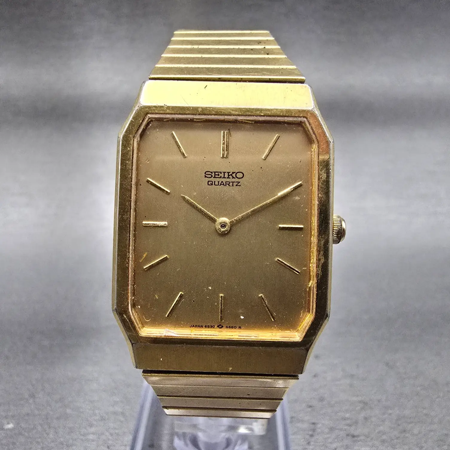 Seiko Tank Watch Men 26mm Gold Dial Gold Tone Rectangle 6530-5790 New Battery0