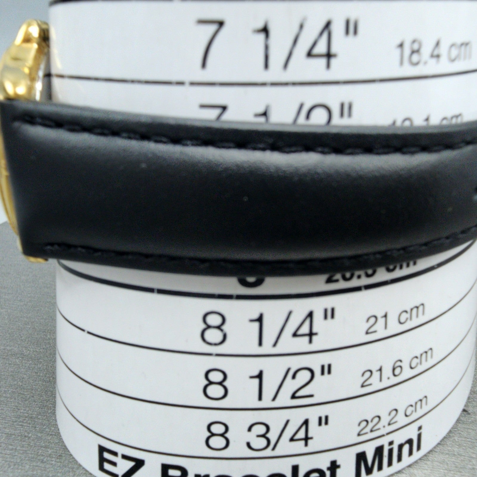 Tourneau Watch Women 30mm Gold Dial Gold Tone Round Pegasus New Battery10
