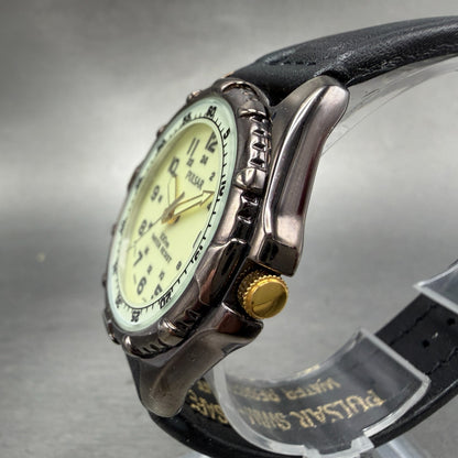 Pulsar Dive Watch Men 39mm Cream Dial Gold Tone Date V732-0E10 SAMPLE PARTS4