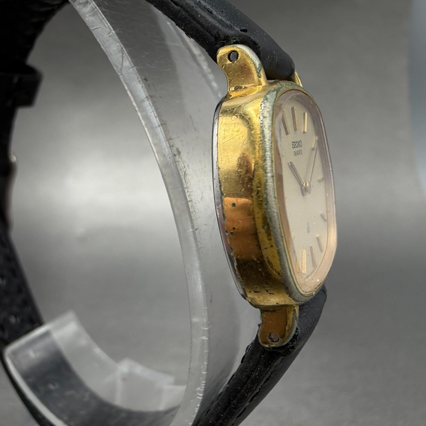 Seiko Watch Women 25mm Champagne Dial Gold Tone Hexagon 2320-5270 New Battery3