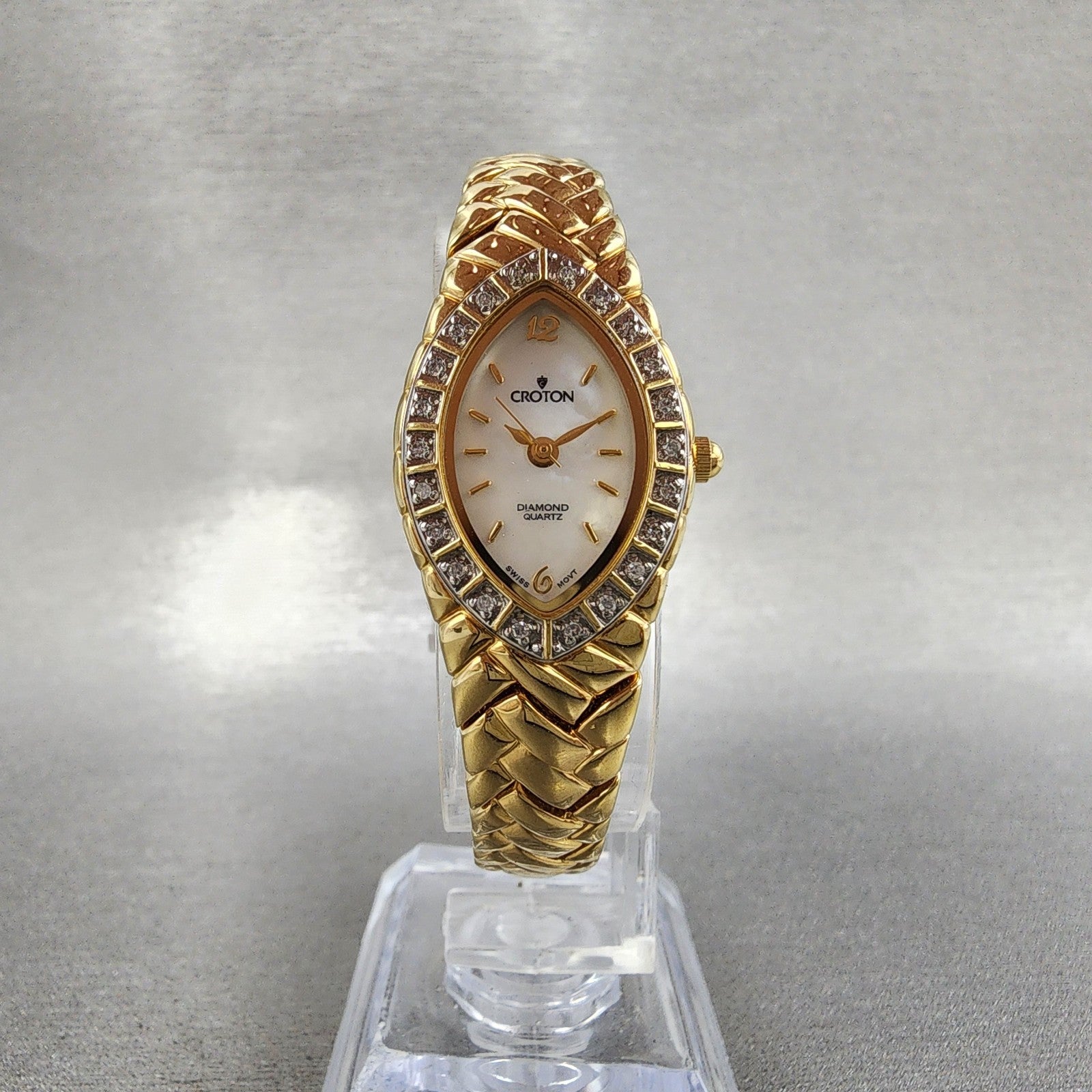 Croton Watch Women 19mm MOP Dial Gold Tone Crystal Bezel Oval new Battery5