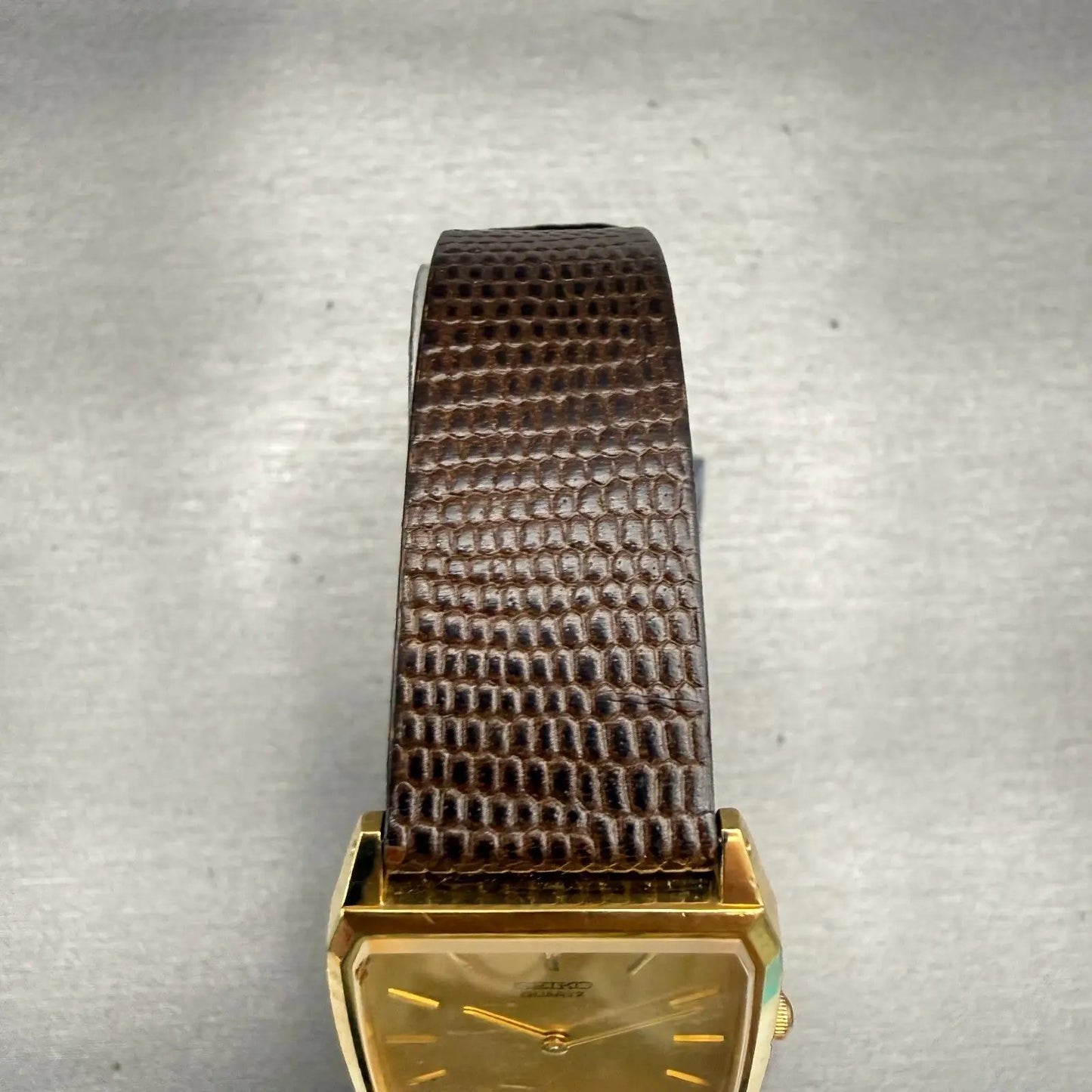 Seiko Watch Men 27mm Gold Dial Gold Tone Rectangle 5P30-5A19 New Battery Vintage4