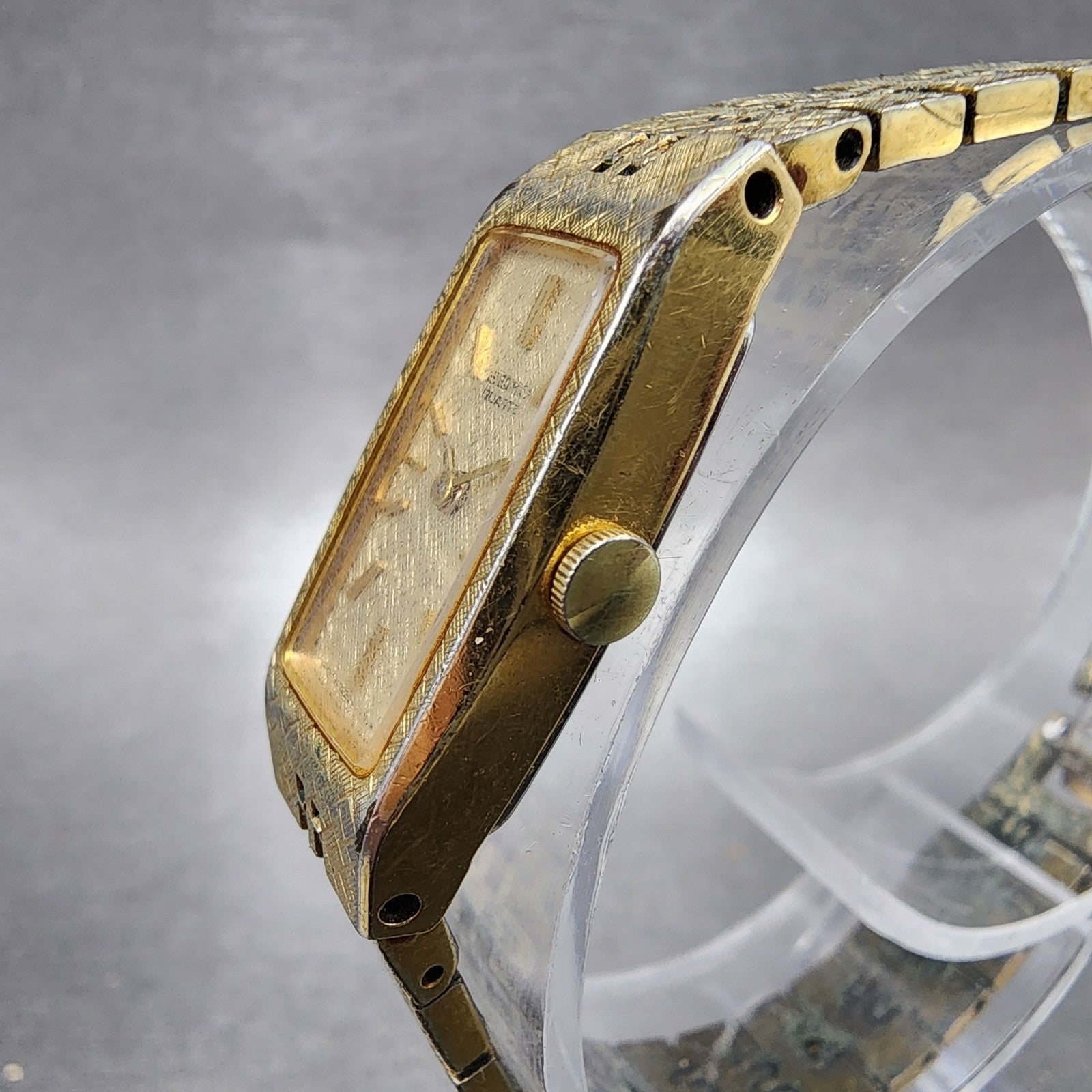 Seiko Tank Watch Women 13mm Champagne Dial Gold Tone 13205229 New Battery2