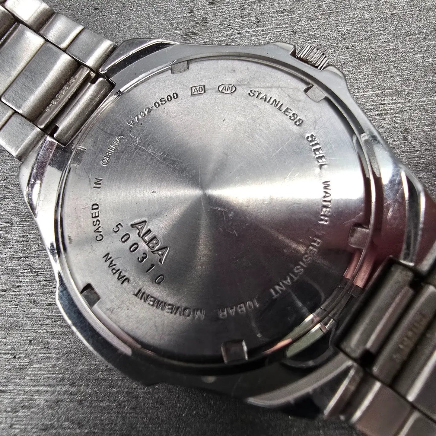 Seiko Alba Watch Men 39mm Luminous Dial Silver Tone Date V732-0S00 New Battery10
