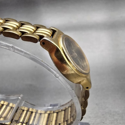 Seiko Watch Women 19mm Black Dial Gold Tone Round V401-0988 New Battery Vintage3