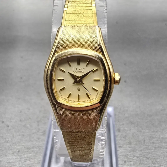 Citizen CQ Watch Women 17mm Champagne Dial Gold Tone Oval 2951-S07581 New Batt0
