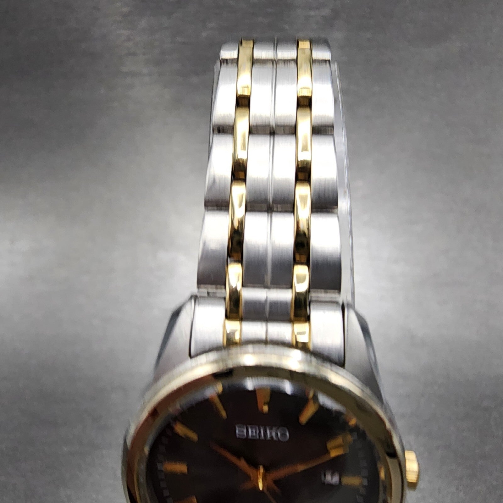 Seiko Watch Women 27mm Gray Dial Two Tone Date Round 7N820HF0 New Battery4
