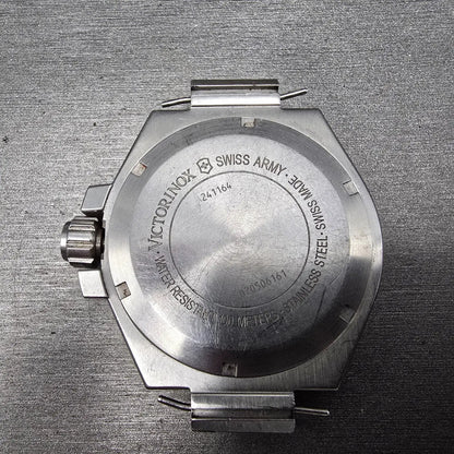 Victorinox Swiss Army Convoy Watch Men 42mm Yellow Dial Stee Date 241164 PARTS8