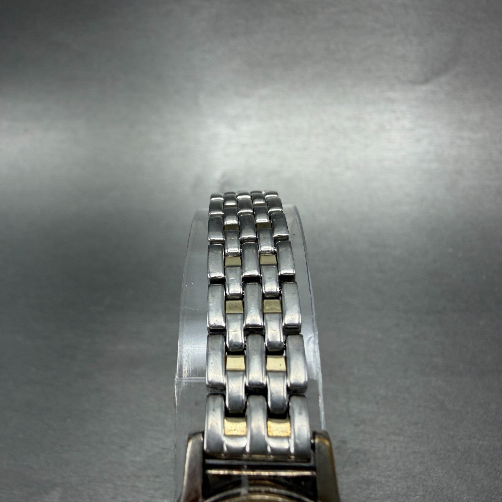 Seiko Watch Women 19mm White Dial Two Tone Round 1n01-0gd0 New Battery Vintage4