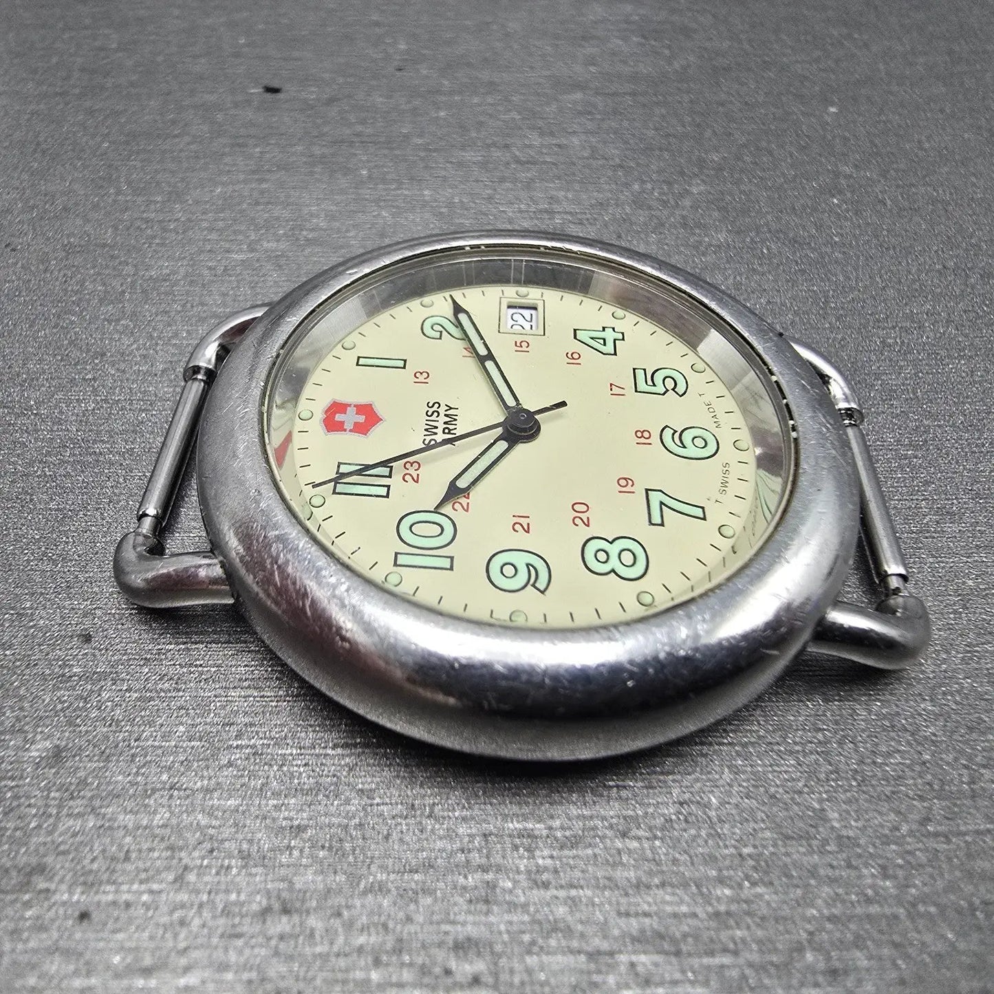 Victorinox Swiss Army Cavalry Watch Men 37mm Cream Dial Silver Tone Date PART KL4