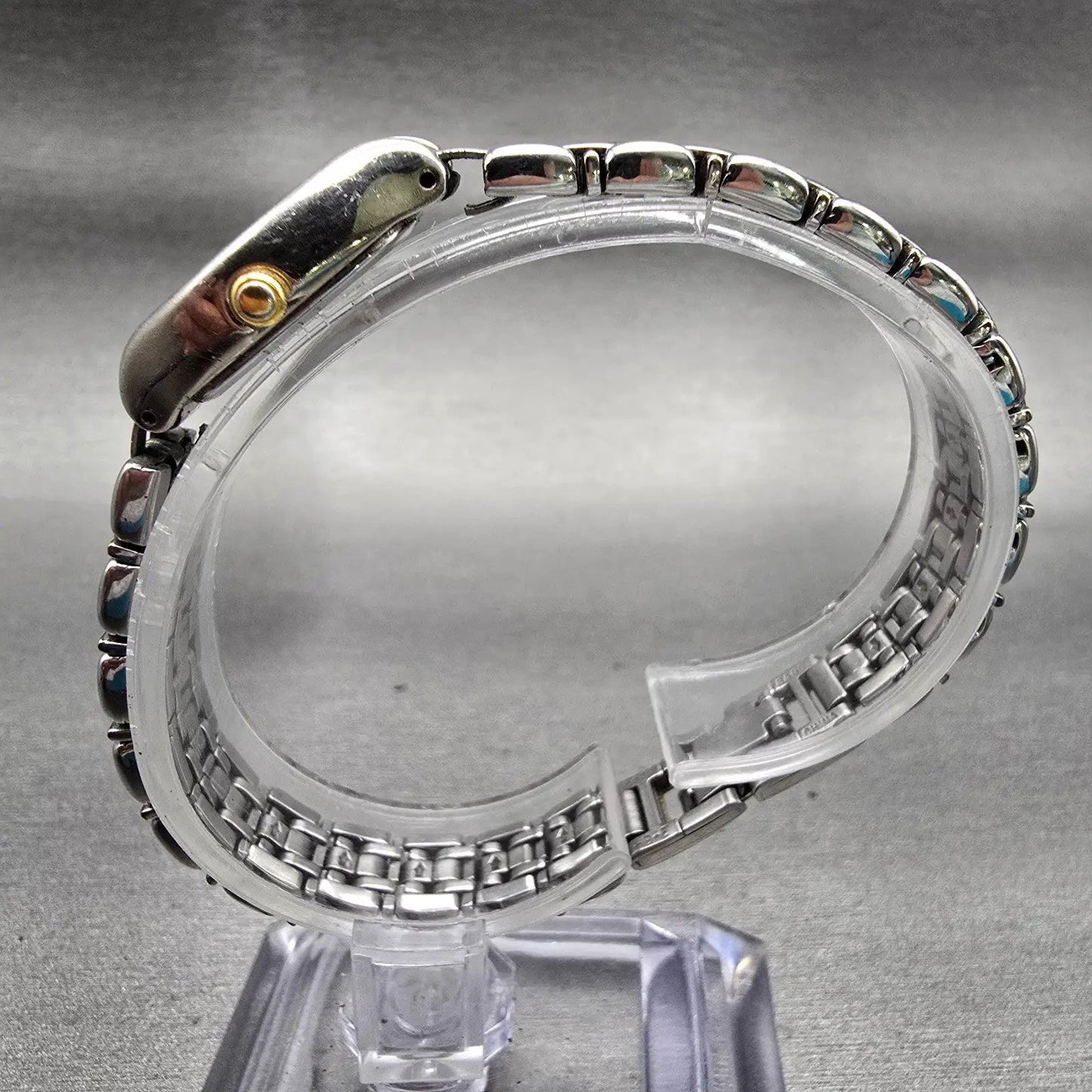 Seiko Watch Women 17mm White Dial Two Tone Oval 1N01-5C29 New Battery Vintage6
