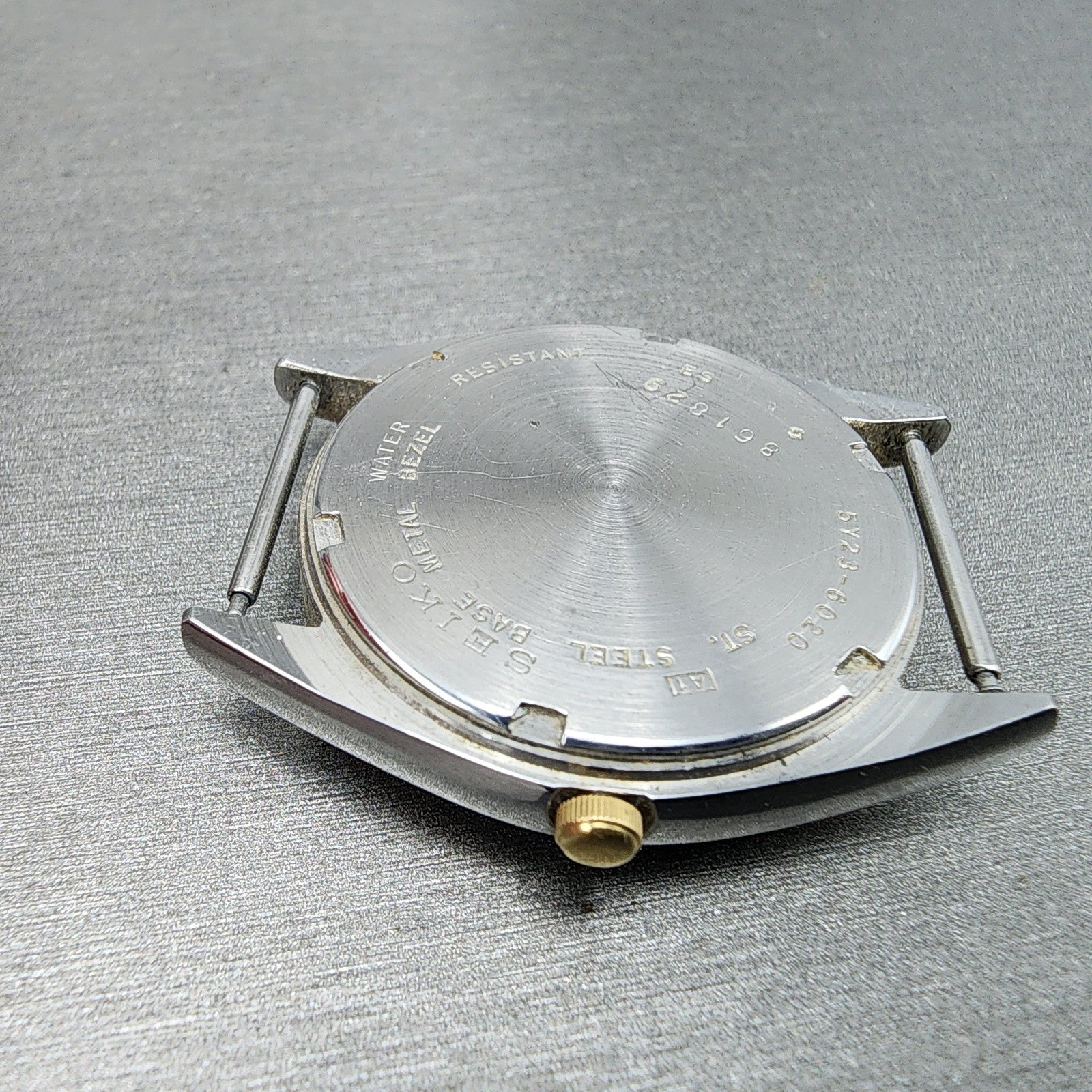 Seiko SQ Watch Men 33mm Gray Dial Two Tone Round Daydate 5y236020 PARTS10