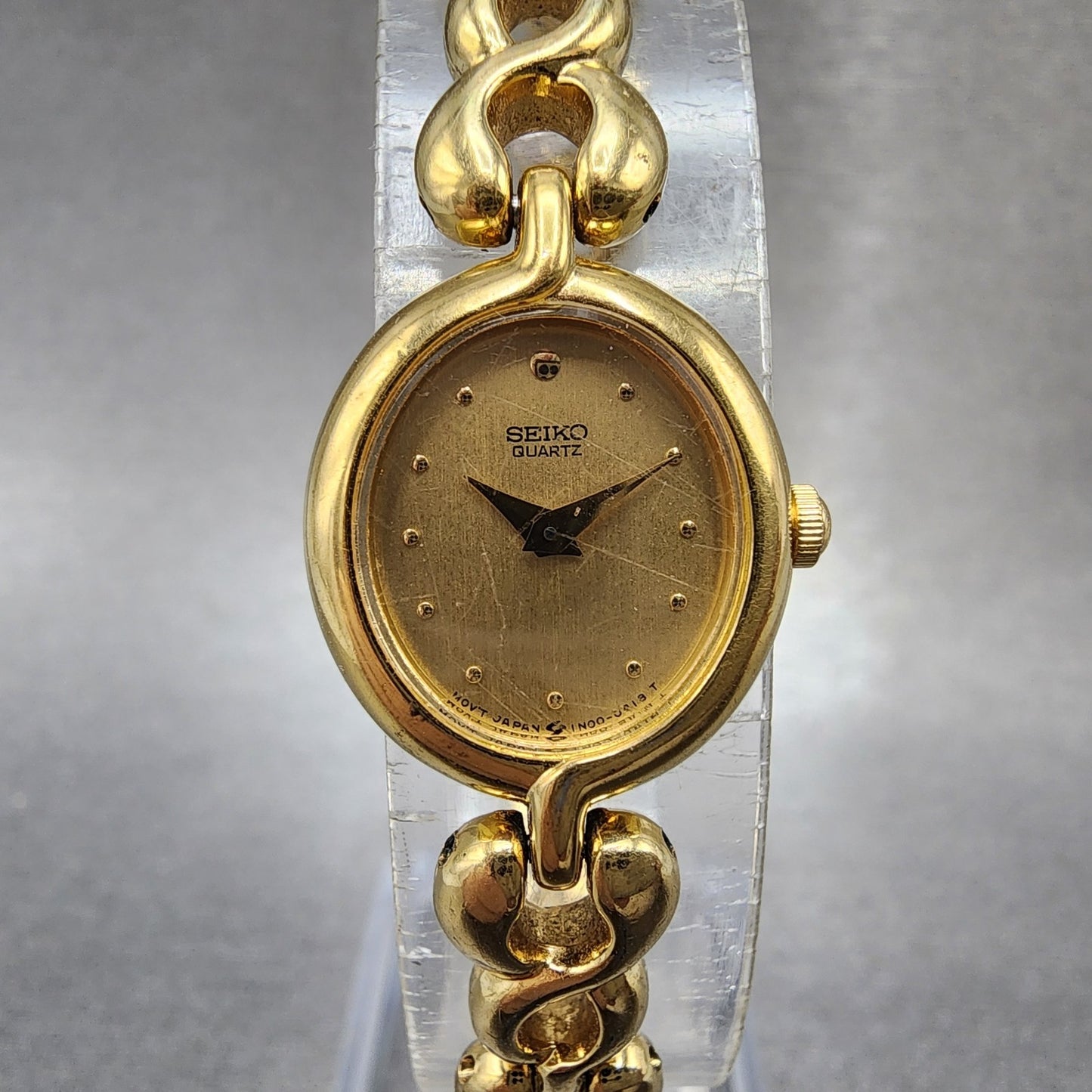 Seiko Watch Women 17mm Champagne Dial Gold Tone Oval 1n005a00 New Battery0