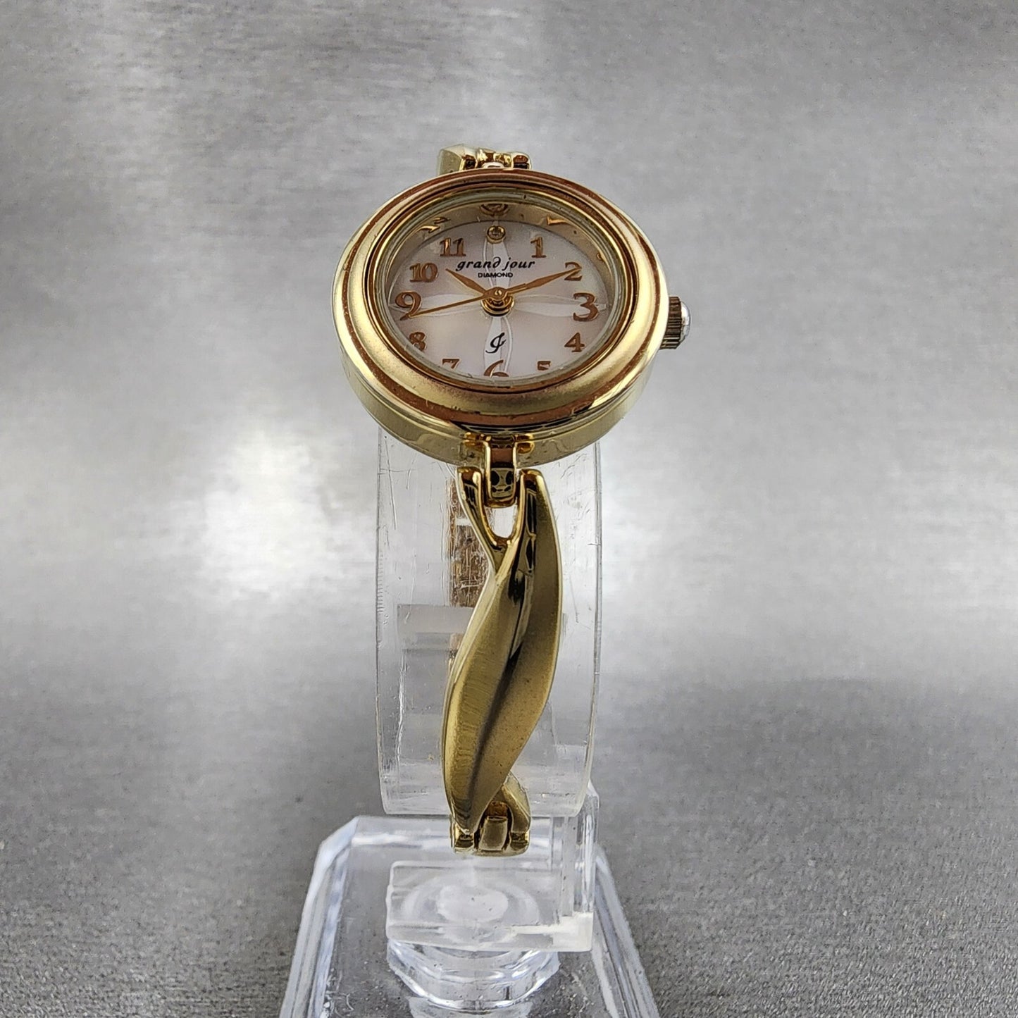 Grand Jour Interchangeable Bezel Watch Women 22mm MOP Dial Gold Tone New Battery7