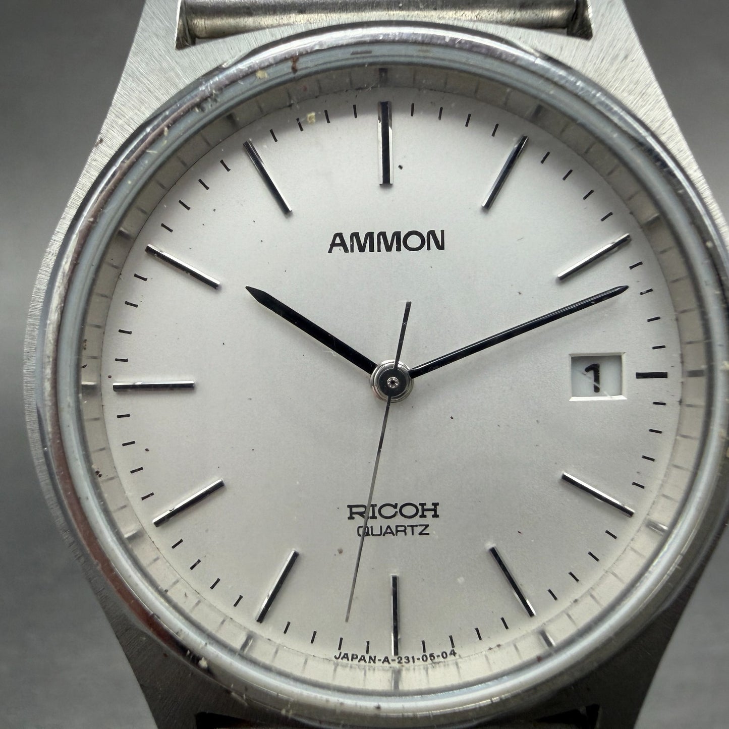 Ricoh Ammon Watch Men 32mm White Dial Silver Tone Date Round New Battery1