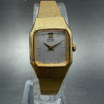 Seiko Watch Women 17mm Silver Dial Gold Tone Rectangle 2C20-5780 New Battery0