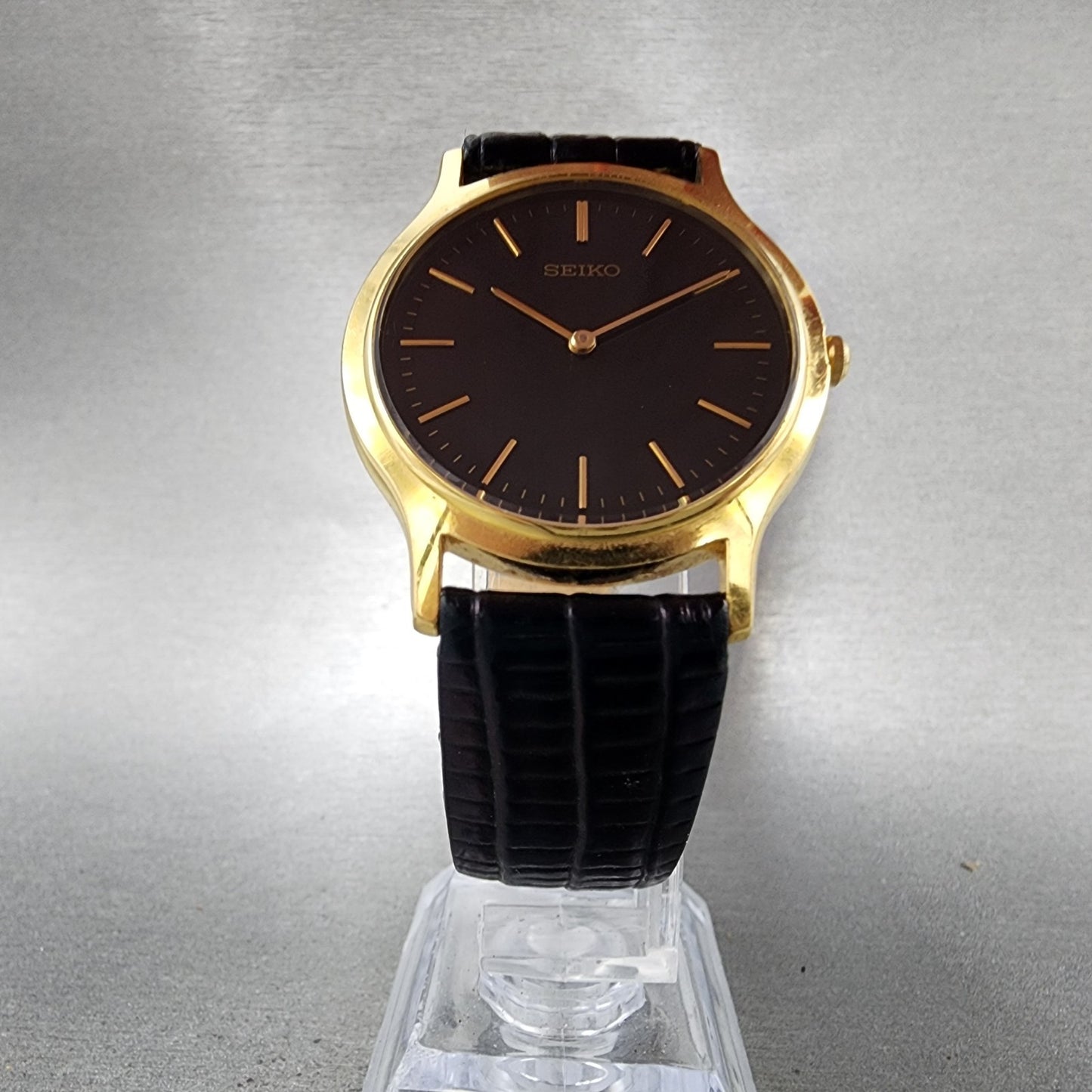 Seiko Watch Men 34mm Black Dial Gold Tone Round V7008A10 Leather PARTS6