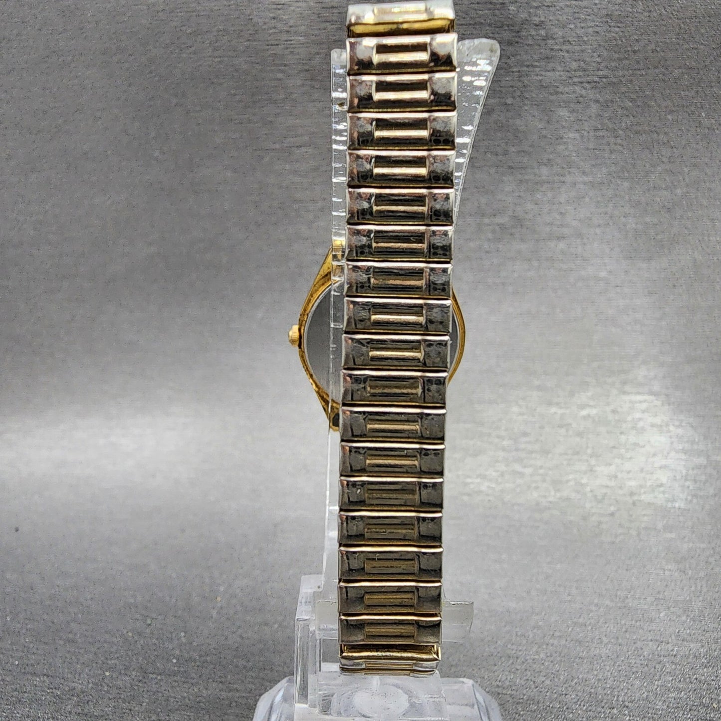 Seiko SQ Watch Women 24mm White Dial Gold Tone Daydate Round 7N836A09 NewBat B17