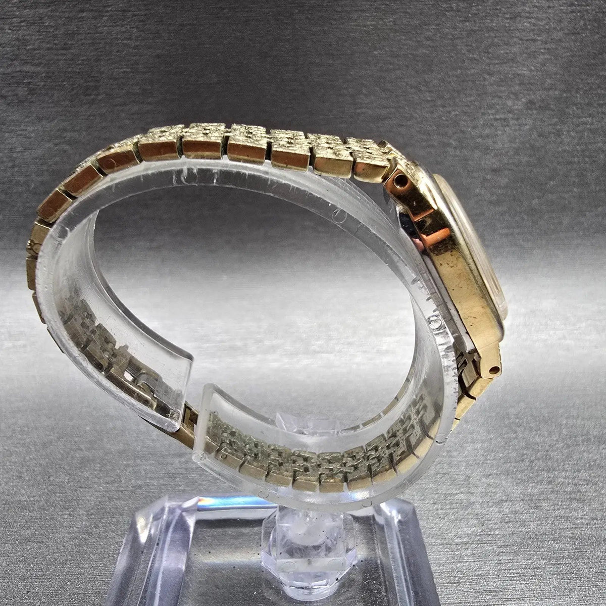 Seiko Watch Women 16mm Ivory Dial Gold Tone Oval 11-8309 Manual Wind Works8