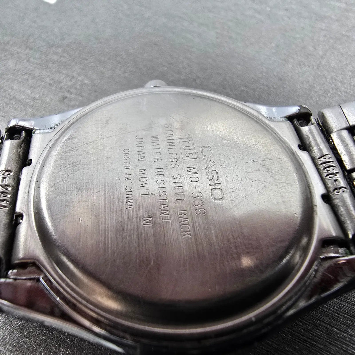 Casio MQ-336 Watch Men 33mm White Dial Silver Tone Round New Battery Vintage JP9