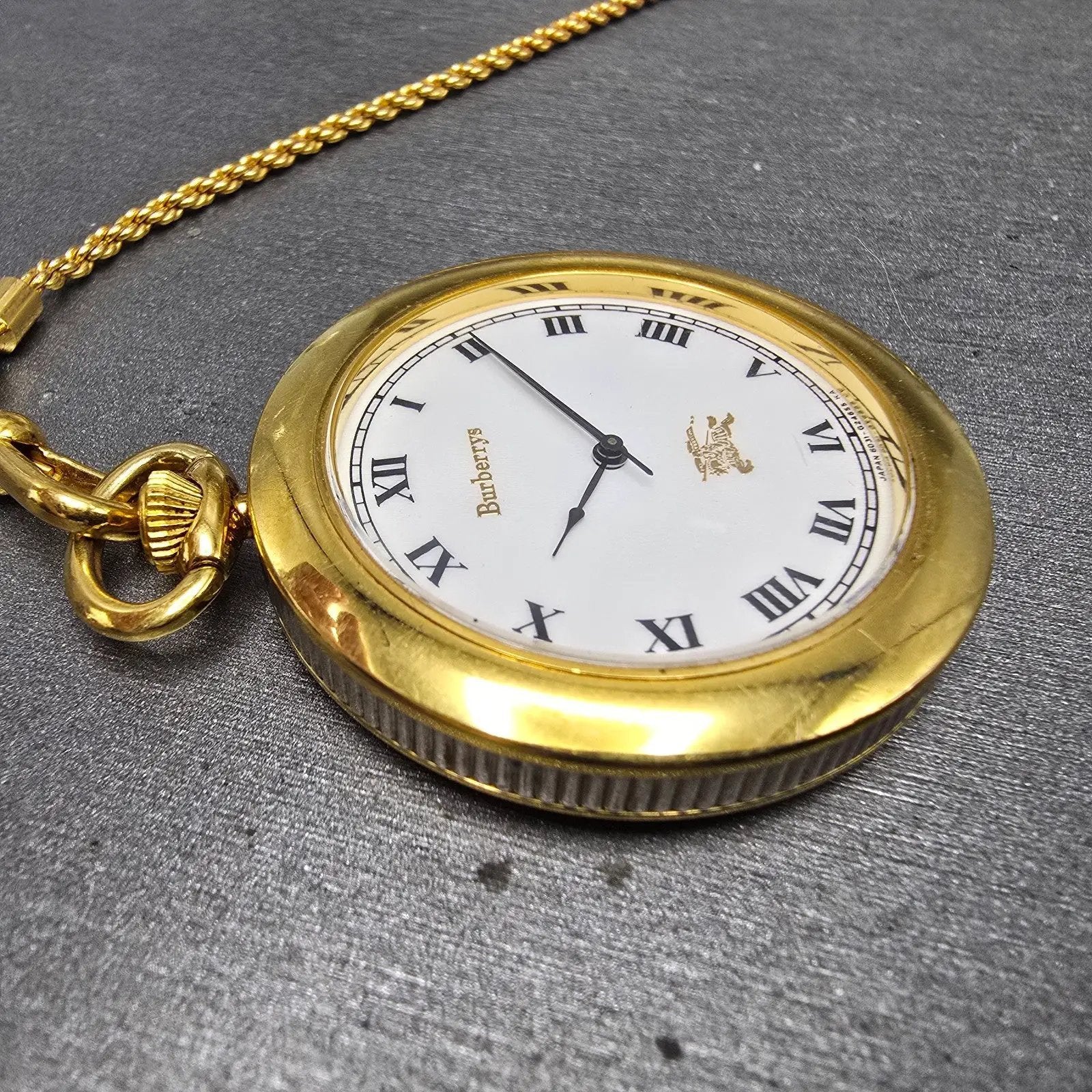 Burberry Pocket Watch Men 38mm White Dial Gold Tone Round New battery Vintage5