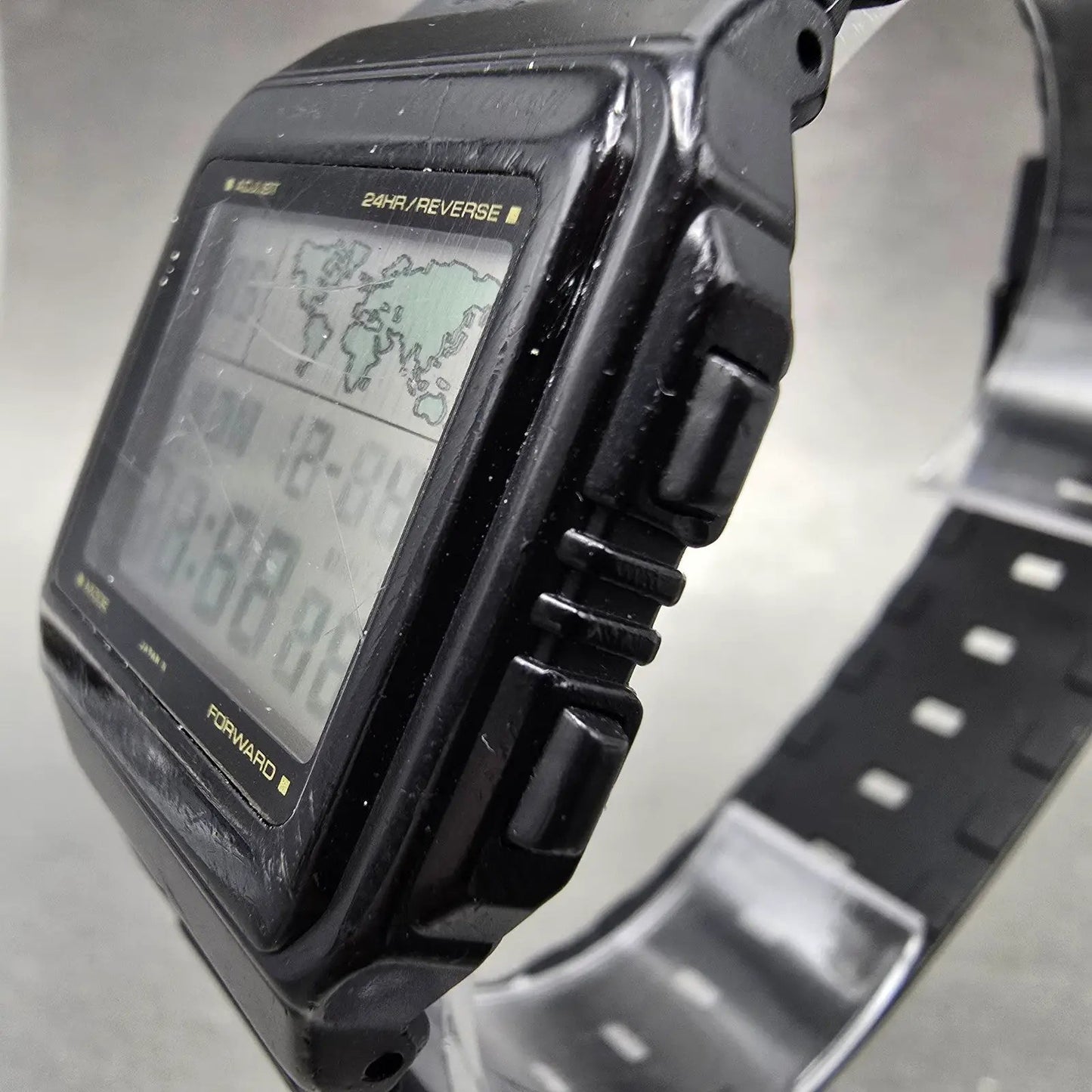 Casio W-50U World Time Watch Men 32mm Black Alarm Chronograph New Battery VTG2