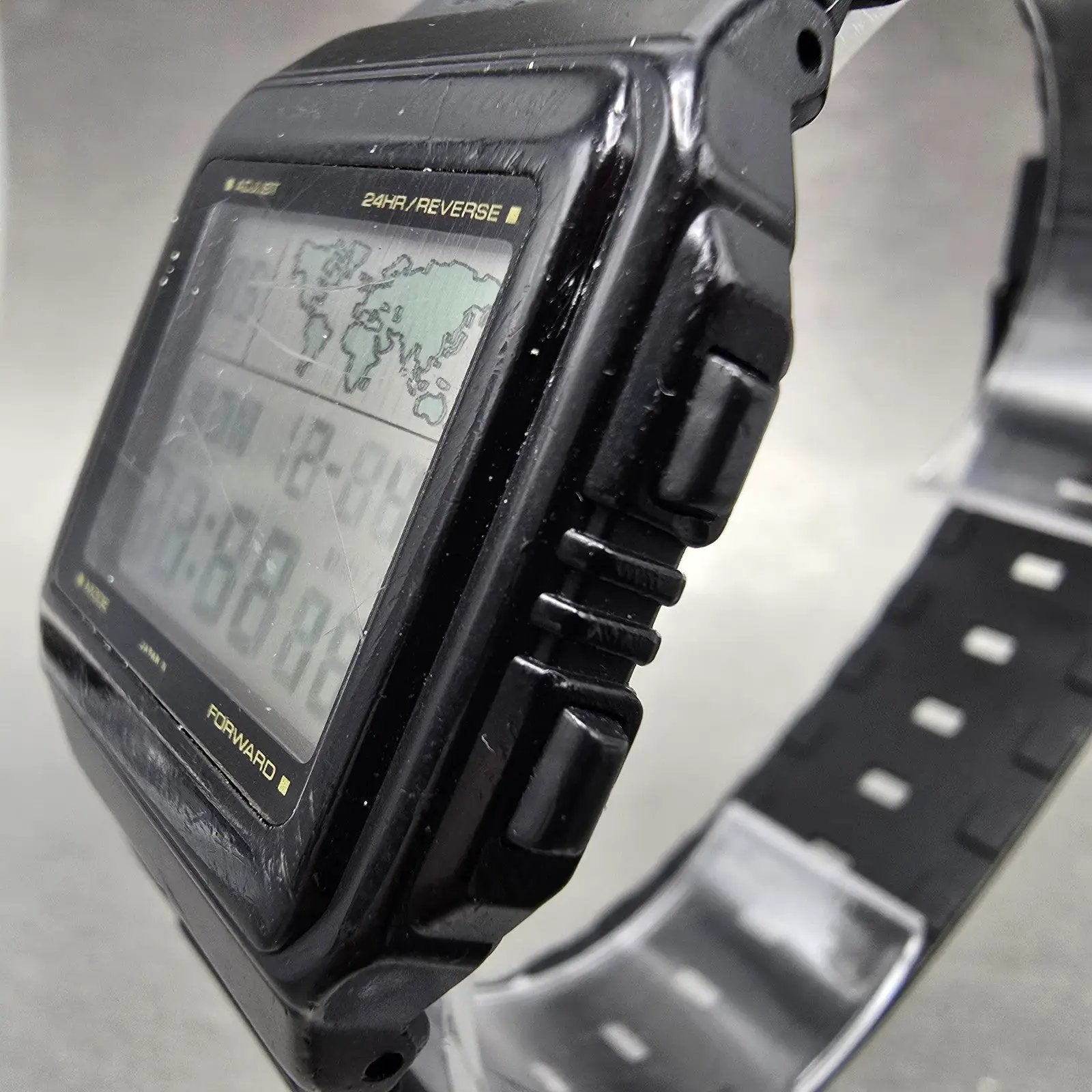Casio W-50U World Time Watch Men 32mm Black Alarm Chronograph New Battery VTG2