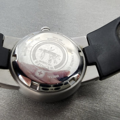 Wenger Dive Watch Women 30mm White Dial Steel Date SMT Round 093.0444 New Batt8