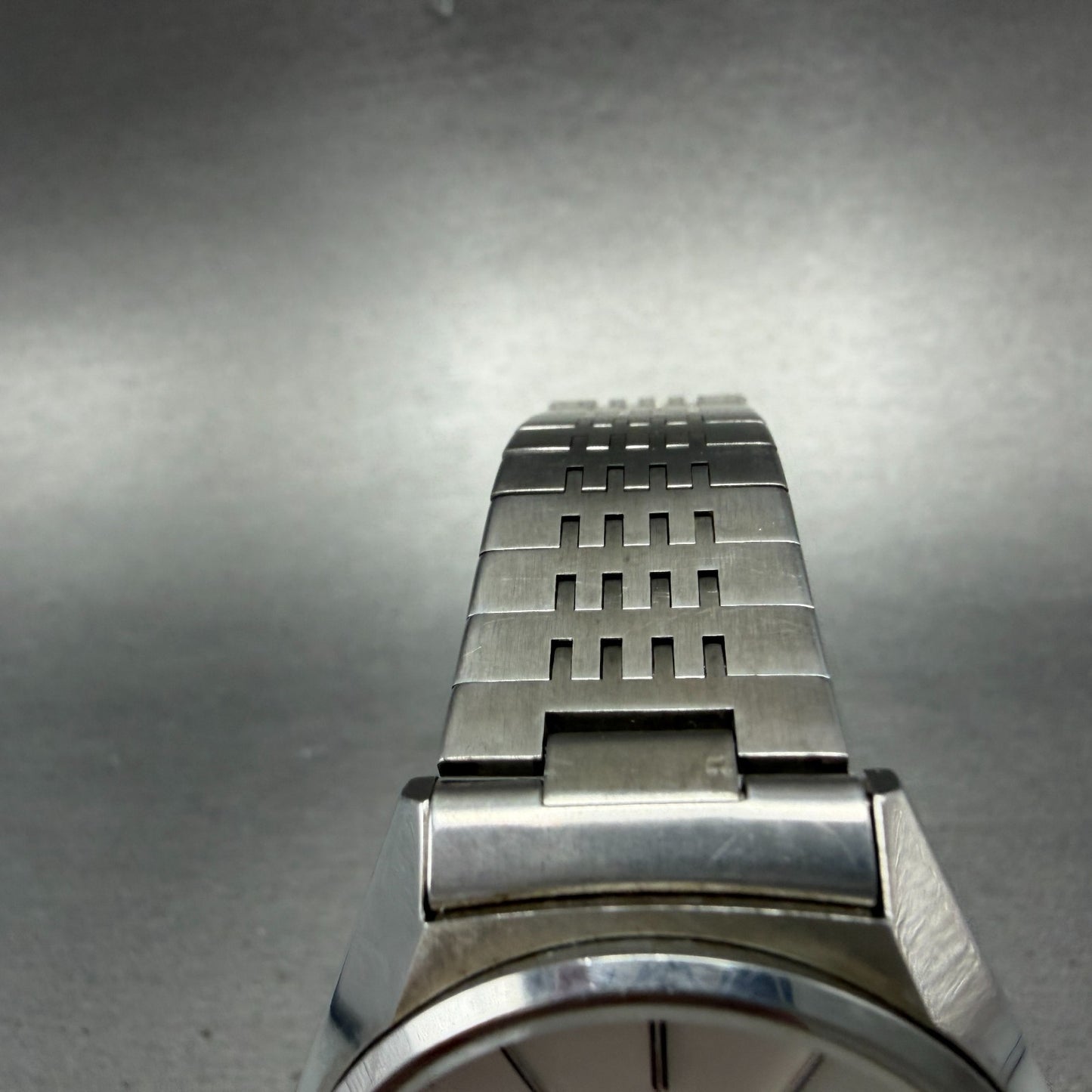 Citizen CQ Crystron Watch Men 35mm Silver Dial Steel Daydate 4-730364 NewBattery4