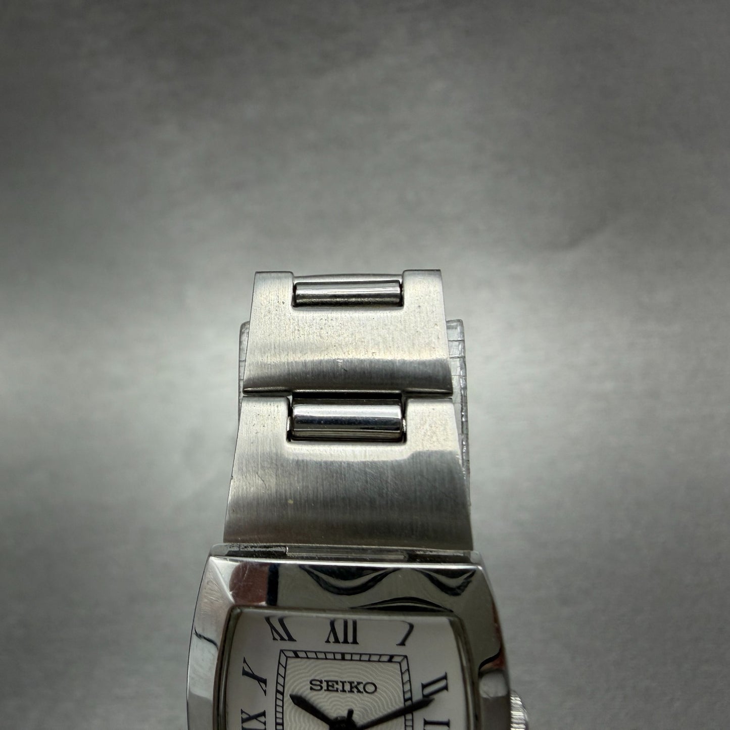 Seiko Tank Watch Women 20mm White Dial Silver Tone Rectangle 1N01-0DA0 New Batt4