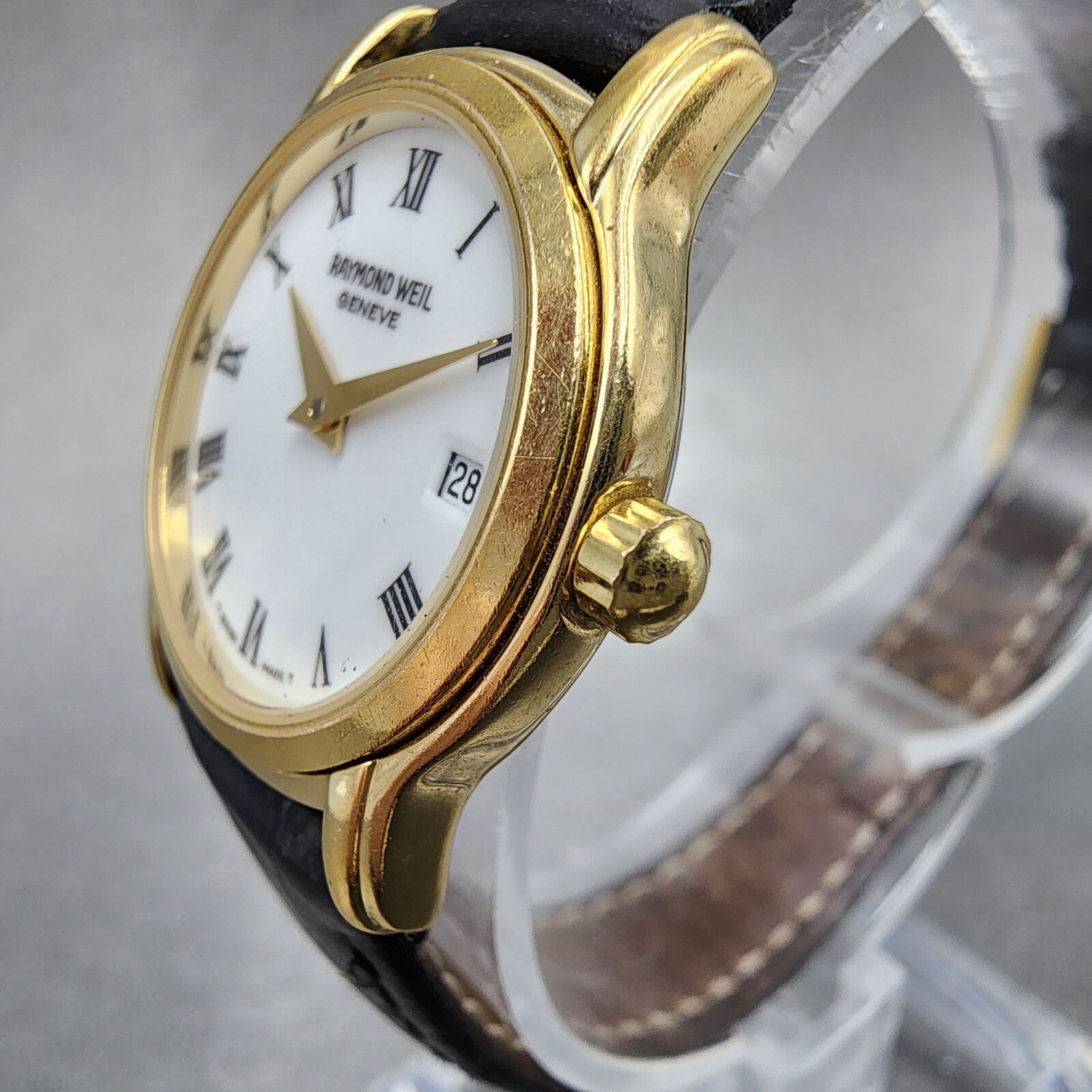 Raymond Weil Watch Women 24mm White Dial Gold Dial Date 5369 New Battery2
