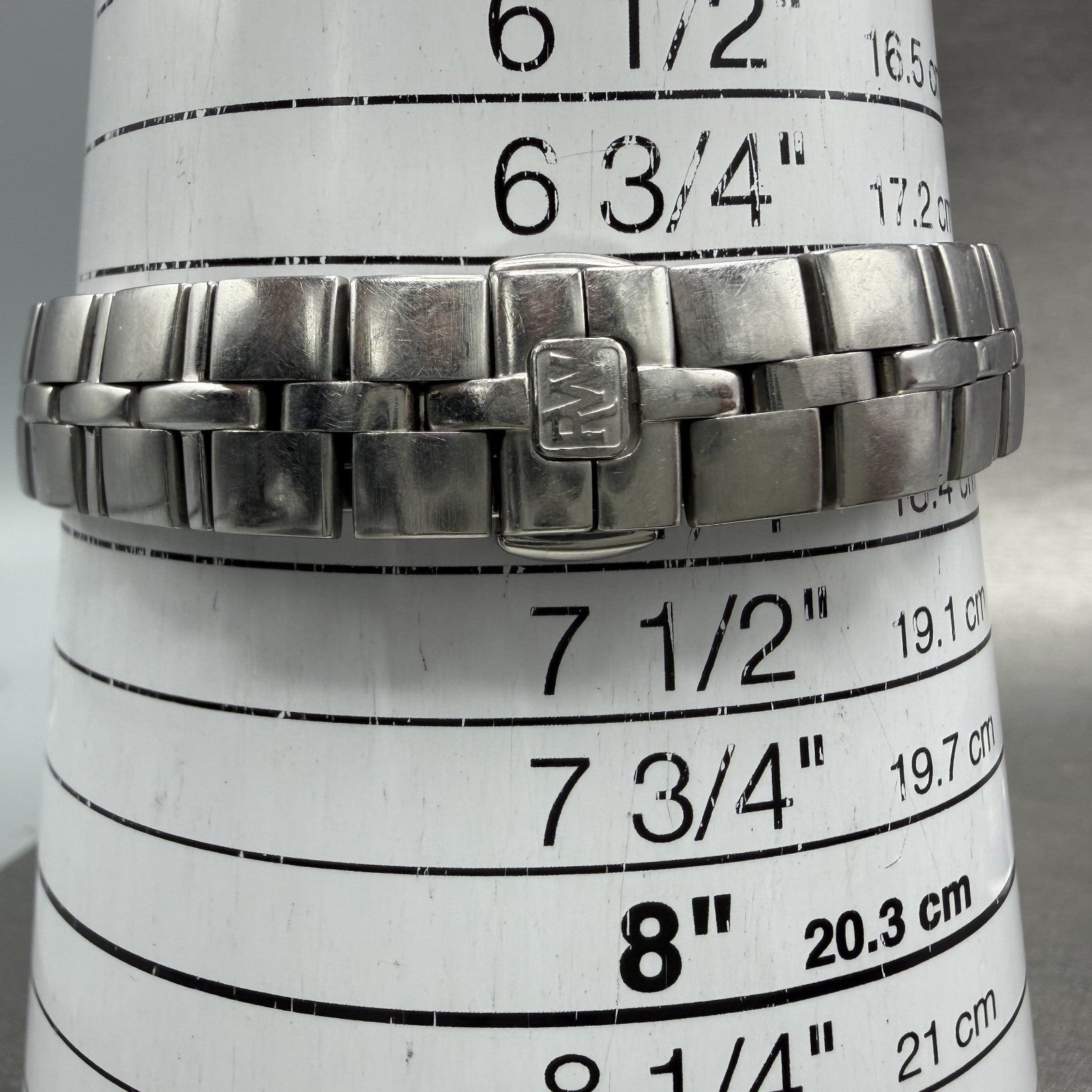 Raymond Weil Parsifal Watch Women 22mm MOP Dial Two Tone 9640 New Battery ABC10