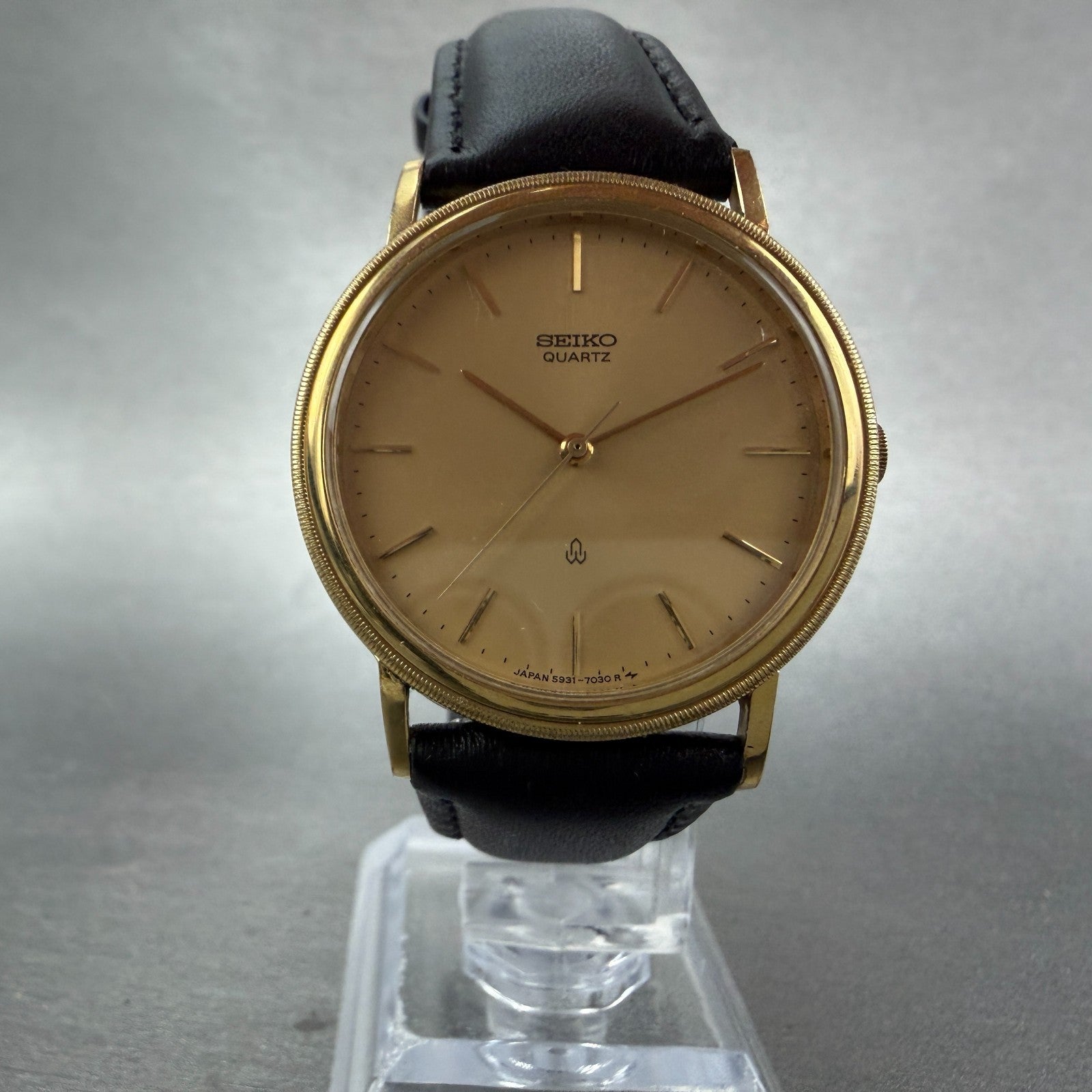 Seiko Watch Unisex 32mm Champagne Dial Gold Tone Round 5931-7020 New Battery5