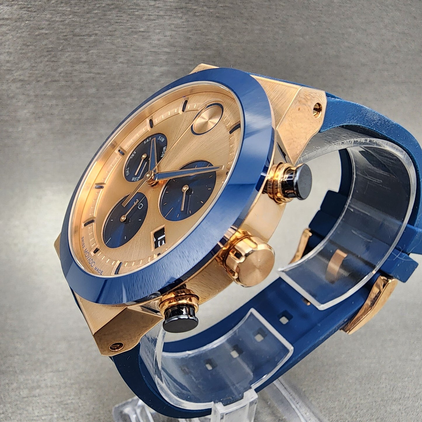 Movado Bold Fusion Chronograph Watch Men 44mm Rose Gold Dial Rose Gold Tone Date2