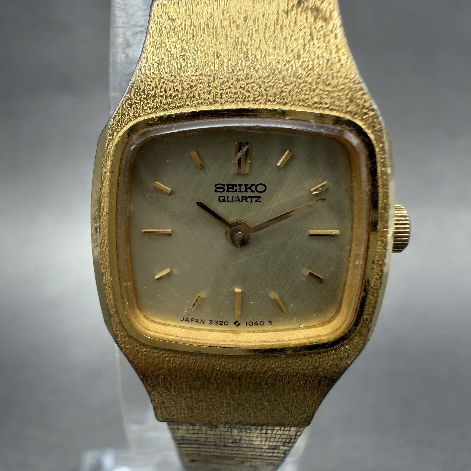 Seiko Watch Women 18mm Champagne Dial Gold Tone Rectangle 23205269 NewBattery L1