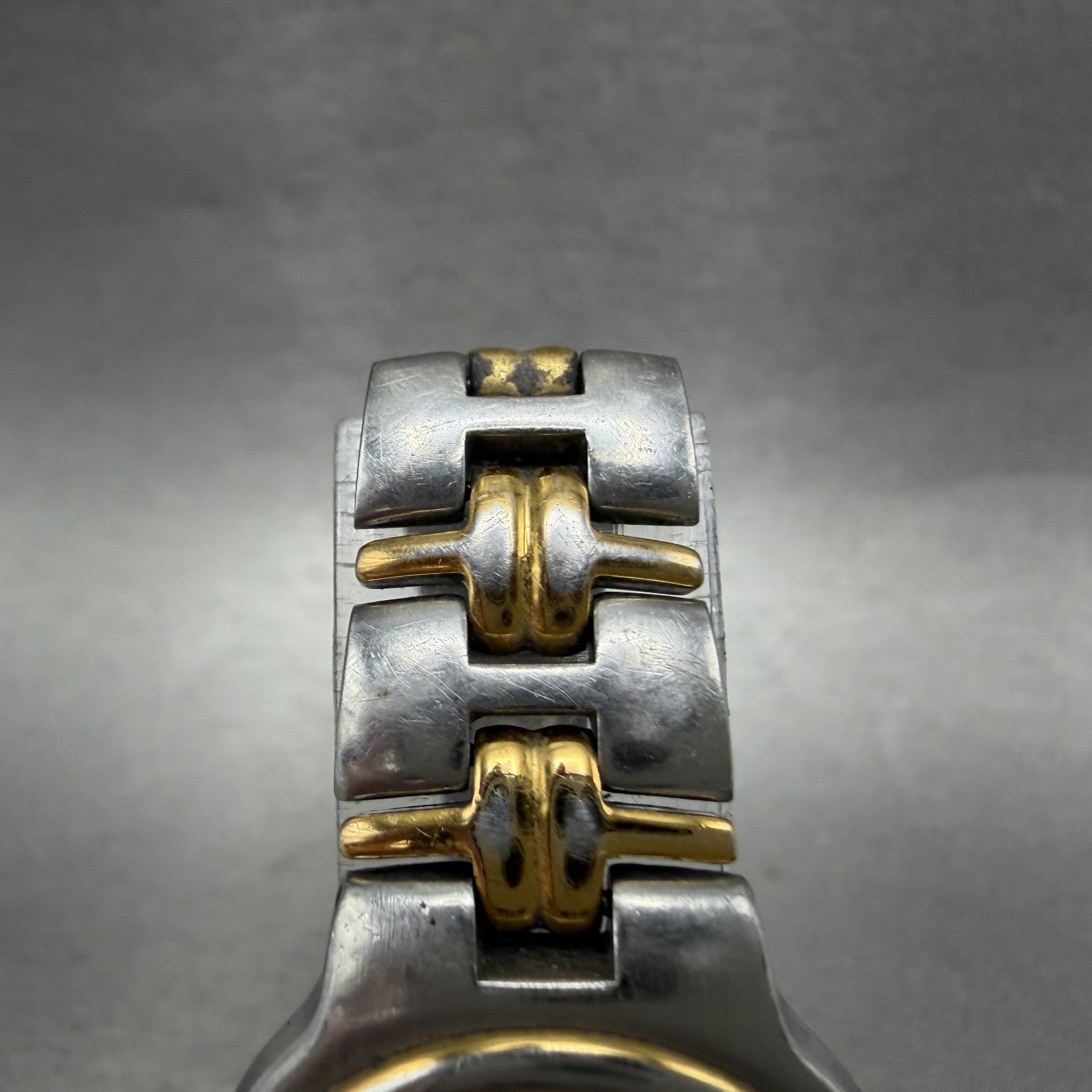 Movado Museum Watch Women 26mm Black Dial Two Tone Round 81.A1.827 New Battery4